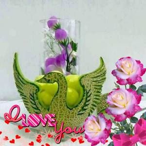 Meet your Posher, Emiliana